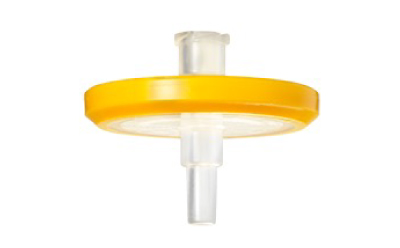 带有Durapore® PVDF 膜的33 mm Millex<sup>®</sup> 针头式过滤器的放大的照片