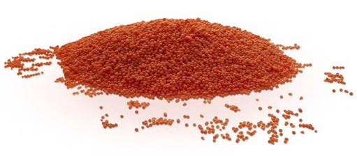红色的 ChemBeads 催化剂涂层玻璃珠。