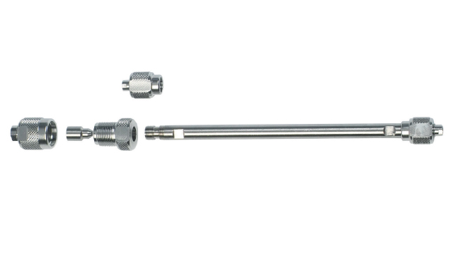 Hibar® RT HPLC column paired with the LiChroCART® guard cartridge and holder, demonstrating their seamless integration.