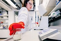 专为大规模生产COVID-19候选疫苗而开发的制造平台 专为大规模生产COVID-19候选疫苗而开发的制造平台