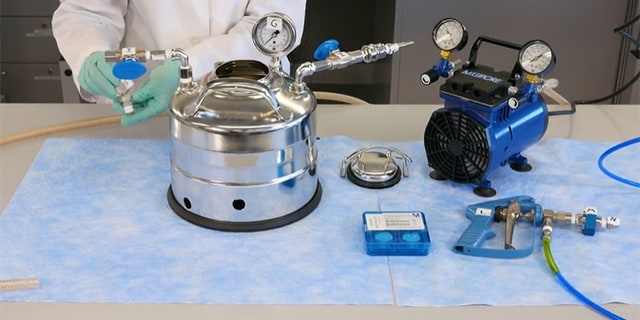 How to Use a Pressure Vessel and Filterjet™ Solvent Dispenser