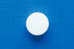 1-[Bis(dimethylamino)methylene]-1H-1,2,3-triazolo[4,5-b]pyridinium 3-oxid hexafluorophosphate, ChemDose™ tablets Loading: 0.02mmol per tablet