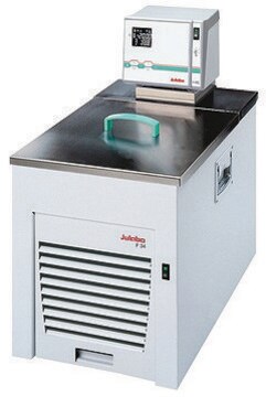 Julabo&#174; HighTech series refrigerated/heating circulator F34-HE, AC/DC input 115 V AC, US 3-pin plug (5-15P), volume 20&#160;L