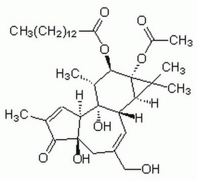 佛波醇12-十四酸酯13-乙酸酯 Phorbol-12-myristate-13-acetate, CAS 16561-29-8, is the most common phorbol ester. Activates PKC at nanomolar concentrations.