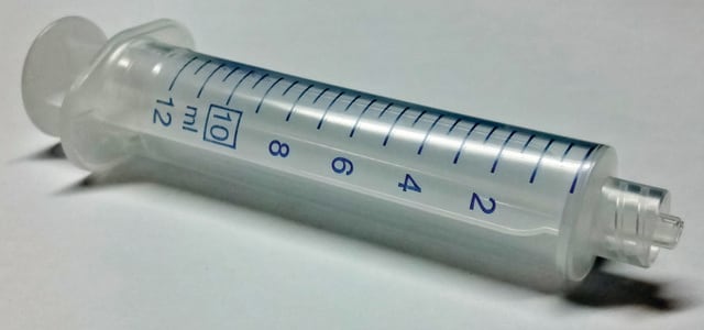 Syringe PP/PE without needle luer lock tip, centered, capacity 10&#160;mL, graduated, 0.5&#160;mL, non-sterile