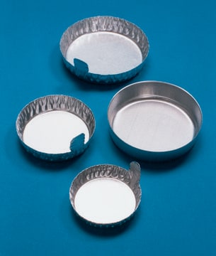 Disposable aluminum dishes crimped sides with finger-grip handle, capacity 50&#160;mL, dish diam. 57&#160;mm