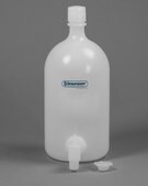 Polyethylene carboy with spigot capacity 4&#160;L (1&#160;gal), polyethylene