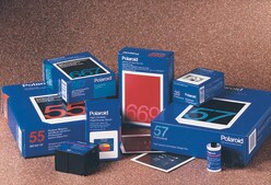 Polaroid® 黑白印片用胶片 Type 52