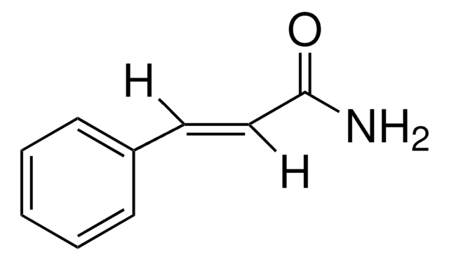 肉桂酰胺&#65292;主要为反式 97%