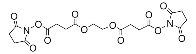 Ethylene glycol-bis(succinic acid N-hydroxysuccinimide ester) powder