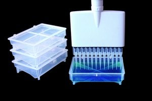 Texan&#8482; reagent reservoir for multichannel pipettes without lid, non-sterile, pack of 100&#160;ea